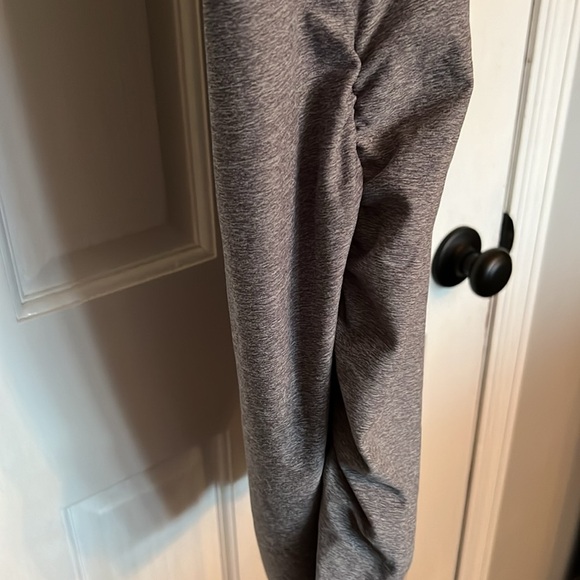 Time and Tru women’s maternity tank EUC - Picture 3 of 5